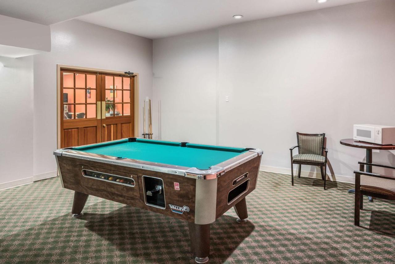 6-henderson, Tx Hotel 2*