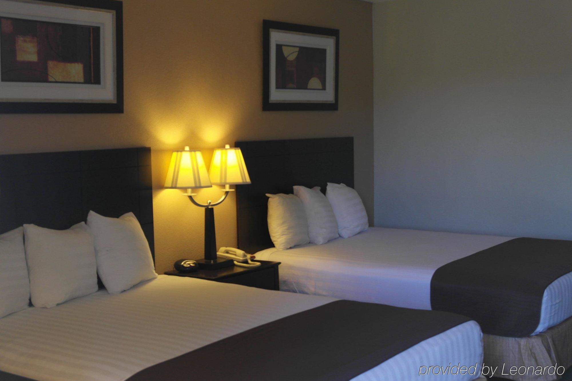 Hotel 6-henderson, Tx 2*