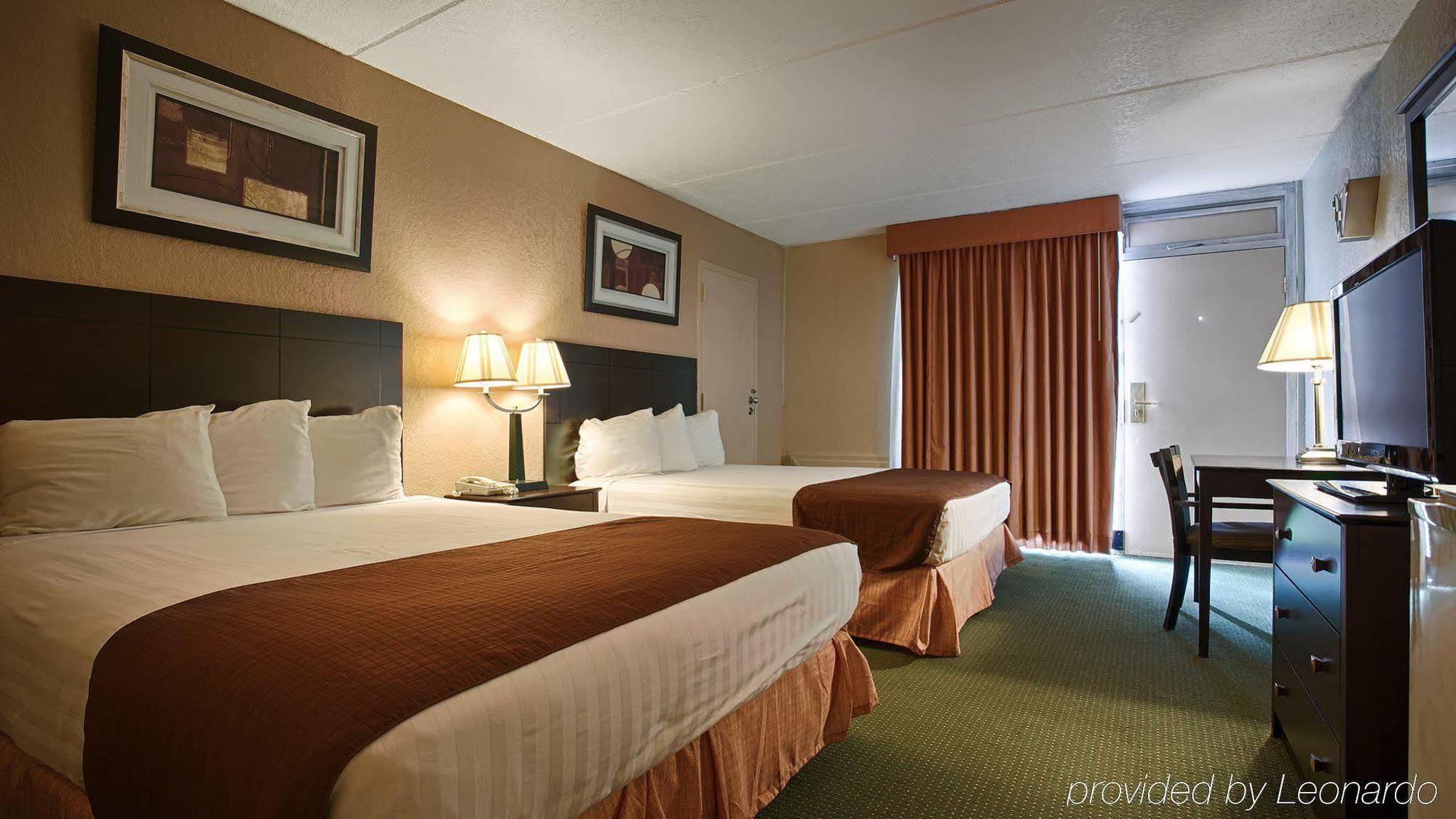 6-henderson, Tx Hotel